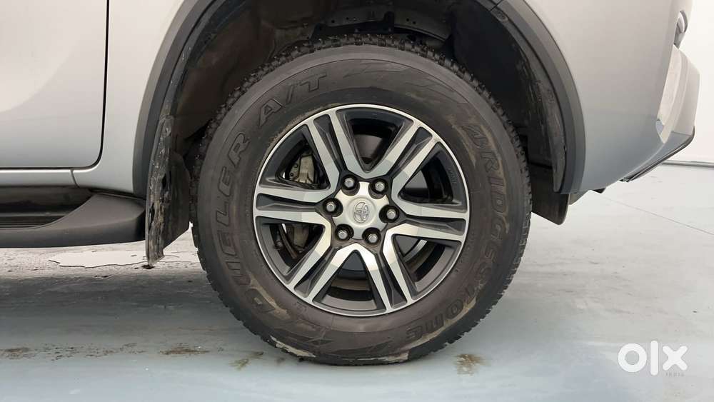 Toyota Fortuner 4x2 At 2.8 Diesel, 2019, Diesel