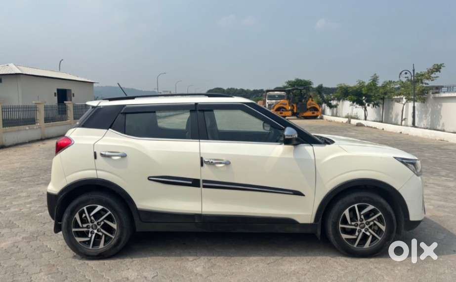 Mahindra Xuv300 W8 Option, 2022, Petrol