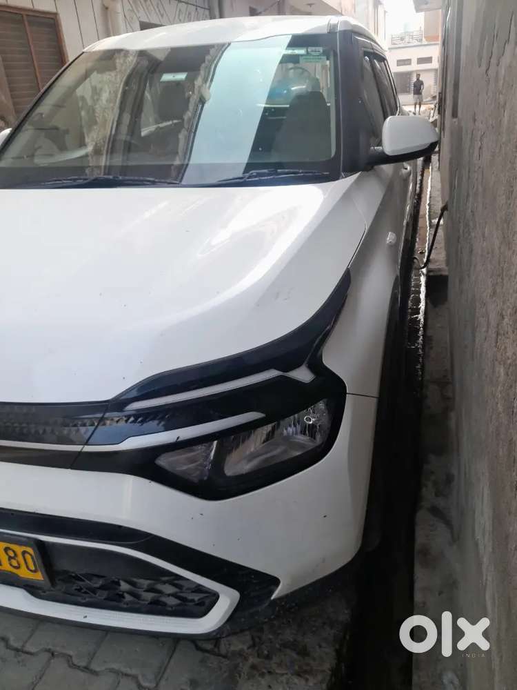 Kia Carens Diesel Manual 2023 .non Accidenal  All Original 97000 Kms