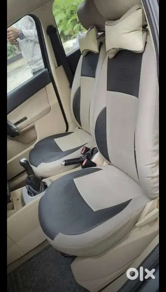 Ford Classic Titanium 2013 Car