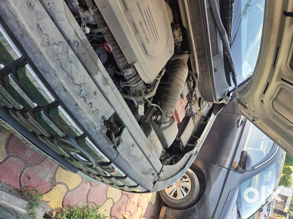 +7 Hyundai Venue Price - Images, Colours & Reviews - Carwalethe Hyu