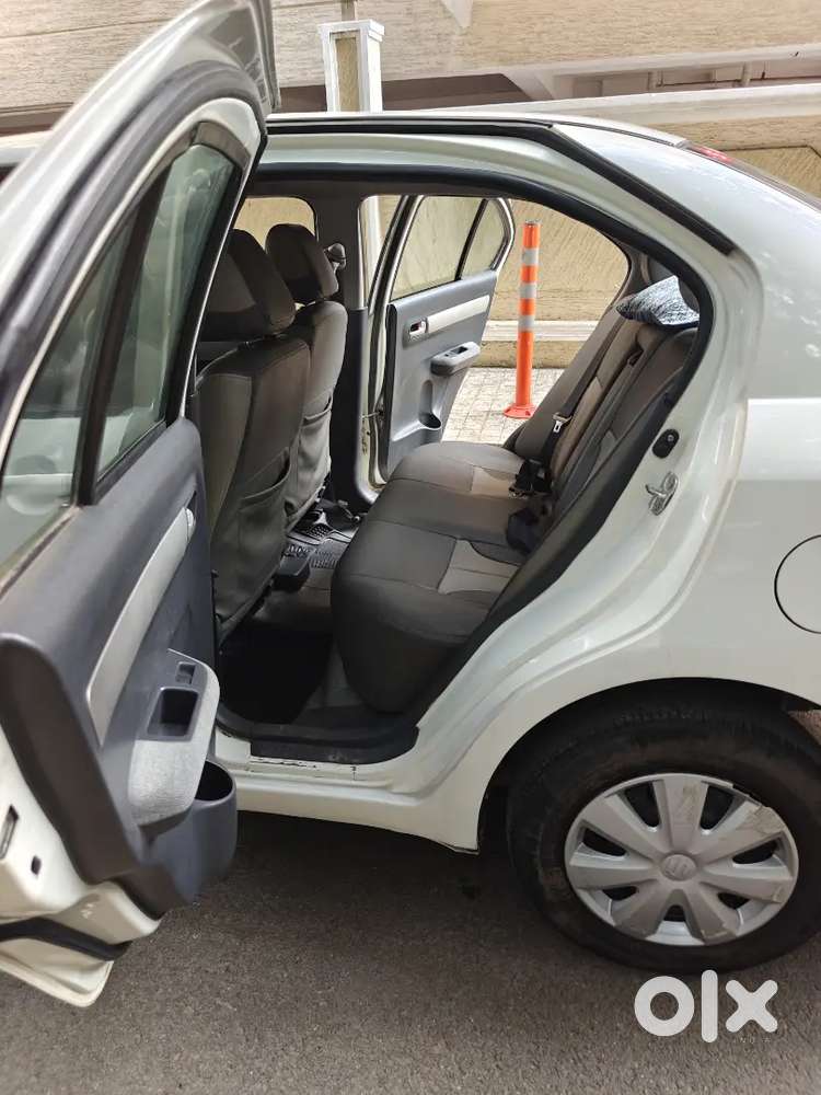 Maruti Suzuki Dzire 2012 Petrol 70000 Km Driven