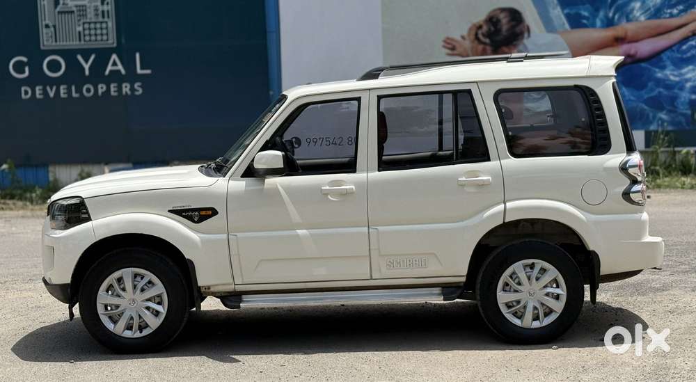 Mahindra Scorpio S4, 2015, Diesel