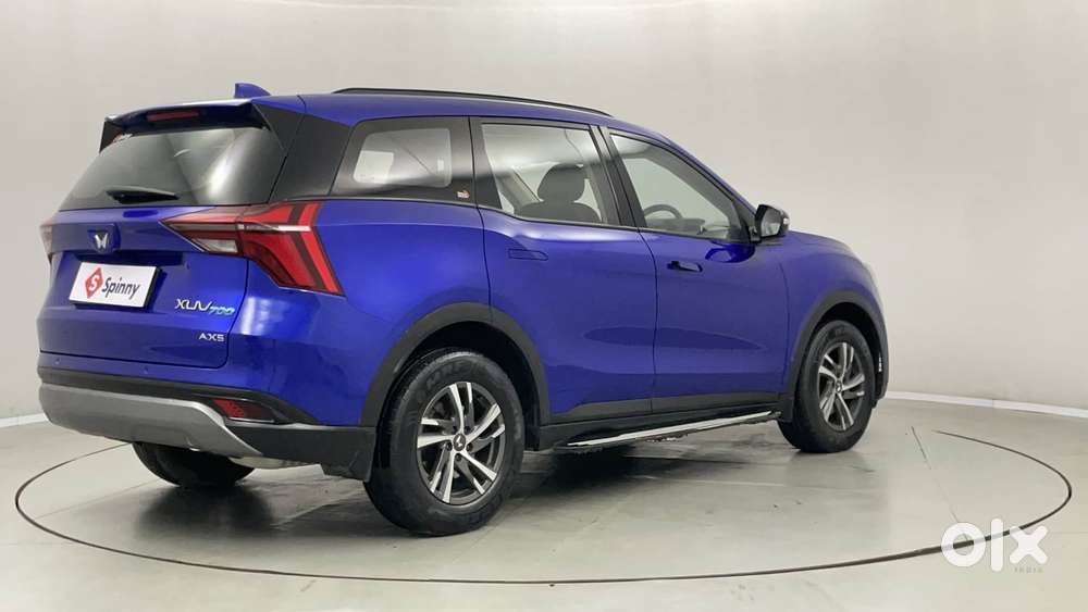 Mahindra Xuv700 2.0 Ax 5 Petrol Mt 7 Str, 2021, Petrol