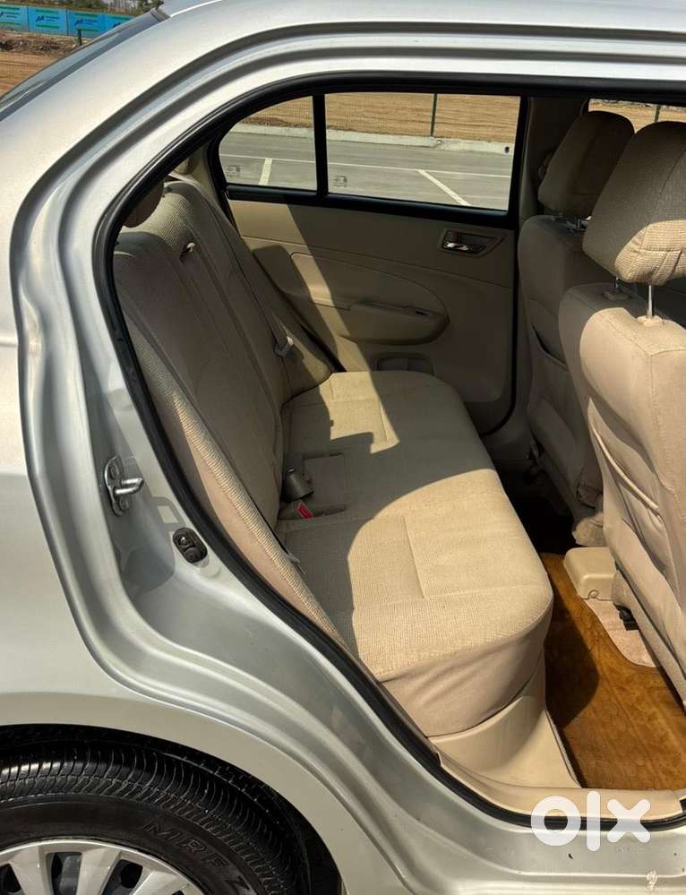 Maruti Suzuki Swift Dzire 1.2 Vxi Bsiv, 2015, Petrol