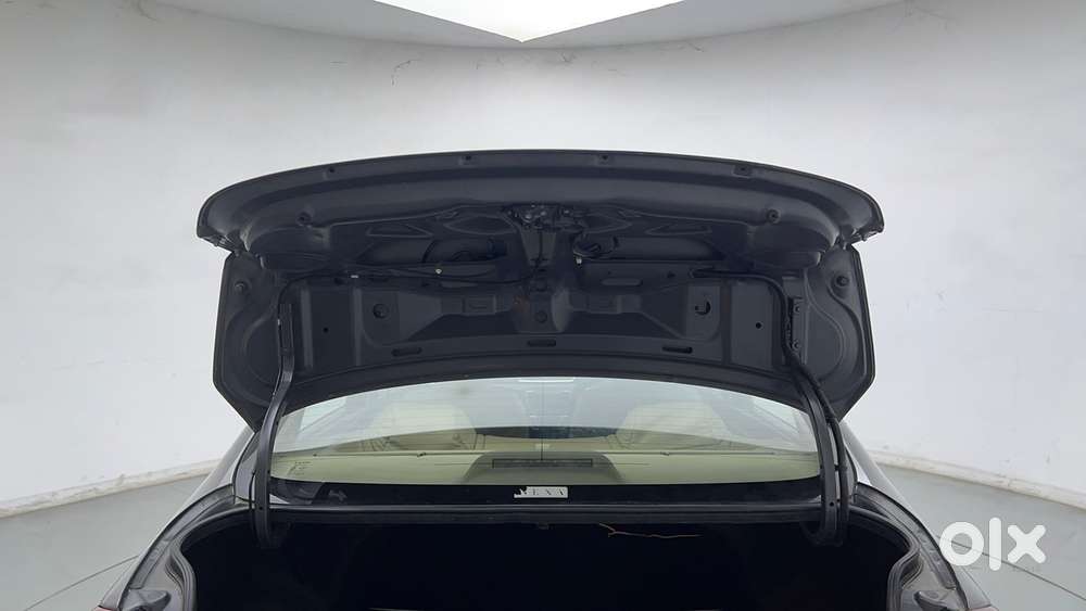 Maruti Suzuki Ciaz Smart Hybrid Zeta, 2017, Petrol