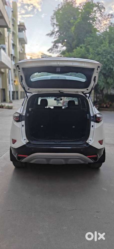 Tata Harrier 2.0 Xza Sunroof Dual Tone, 2023, Diesel