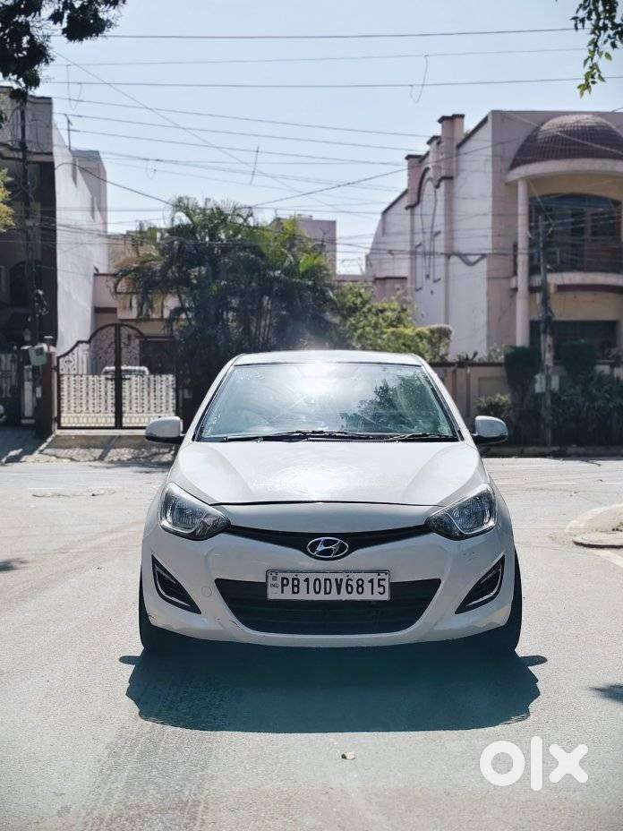 Hyundai I20 Sportz 1.2 Bs-iv, 2012, Diesel