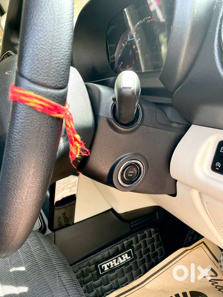 Mahindra Thar Roxx 2025 Petrol At 2025
