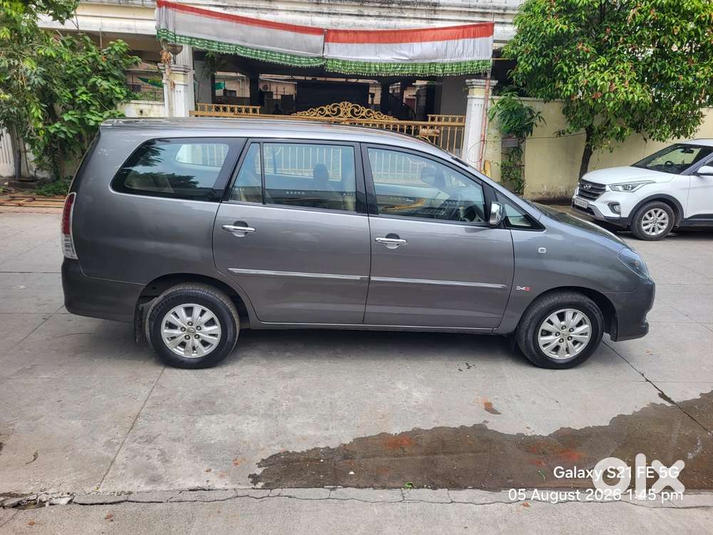 Toyota Innova 2.5 V 7 Str, 2010, Diesel