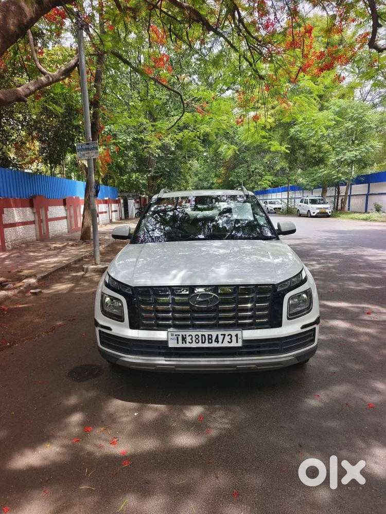 Hyundai Venue S 1.2 Petrol, 2022, Petrol