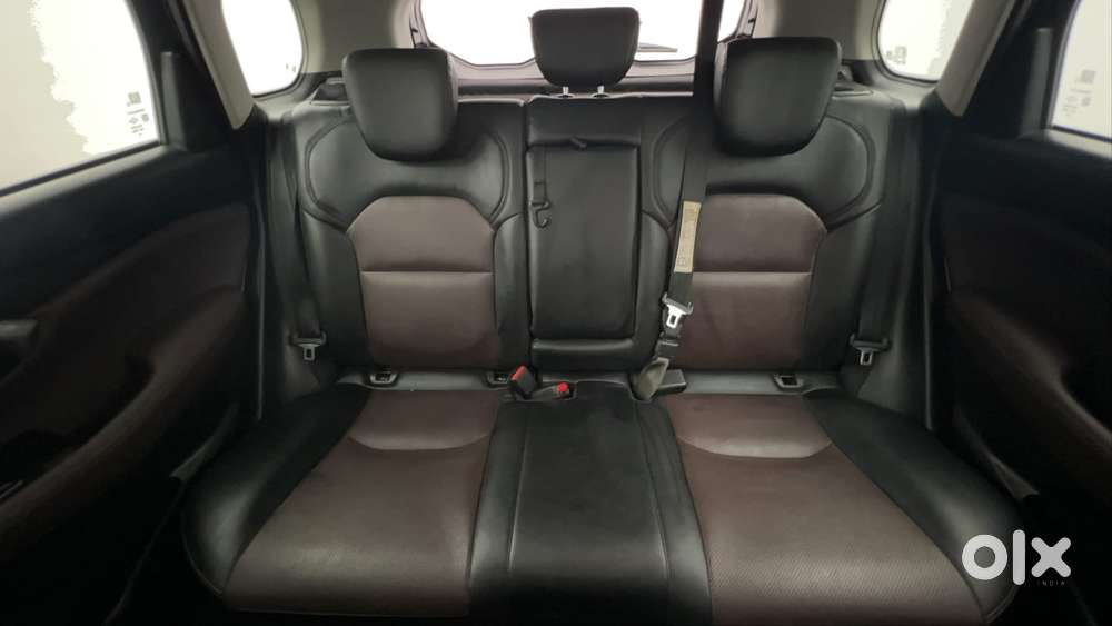 Maruti Suzuki Grand Vitara 1.5 Alpha Smart Hybrid, 2023, Petrol