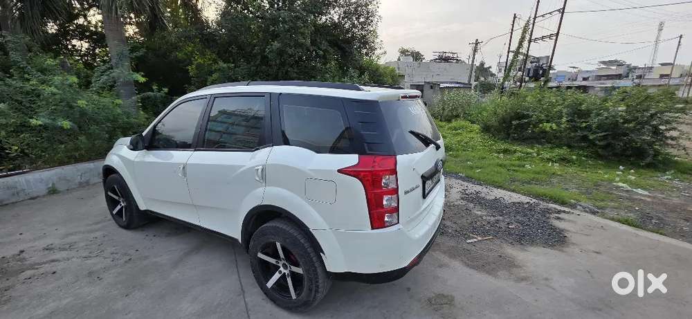Mahindra Xuv500 Diesel 2017 Year