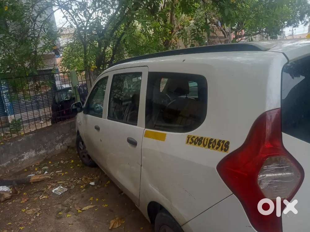 Renault Lodgy Diesel 2017 (good Condition)no Accident