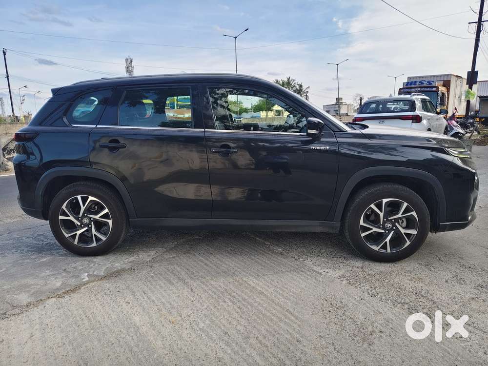 Toyota Urban Cruiser Hyryder 1.5 V Neo Drive At, 2025, Petrol