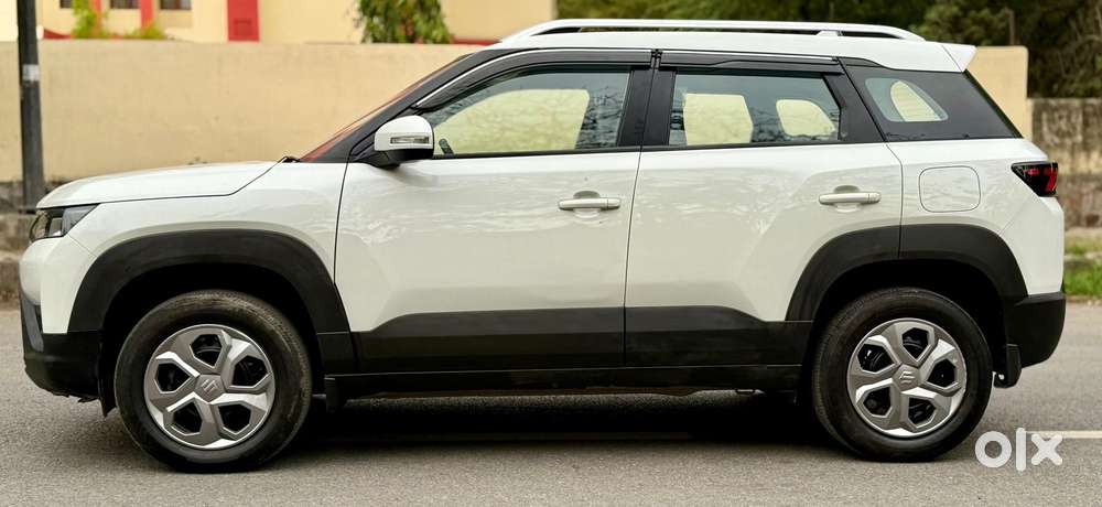 Maruti Suzuki Brezza Vxi S-cng, 2025