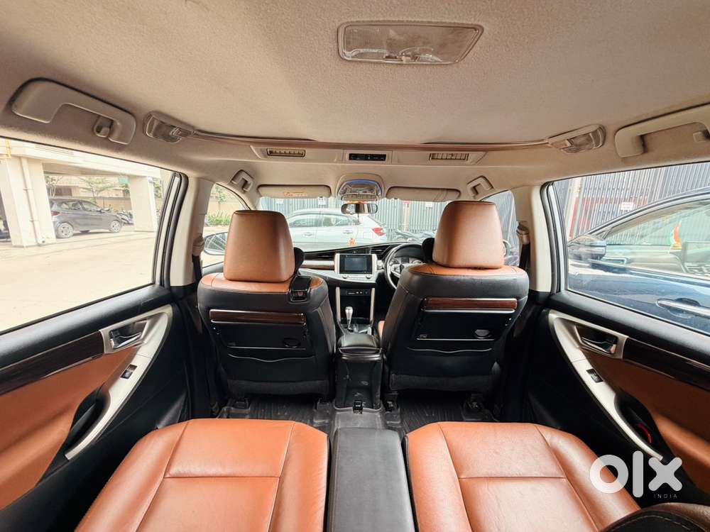 Toyota Innova Crysta 2017 December