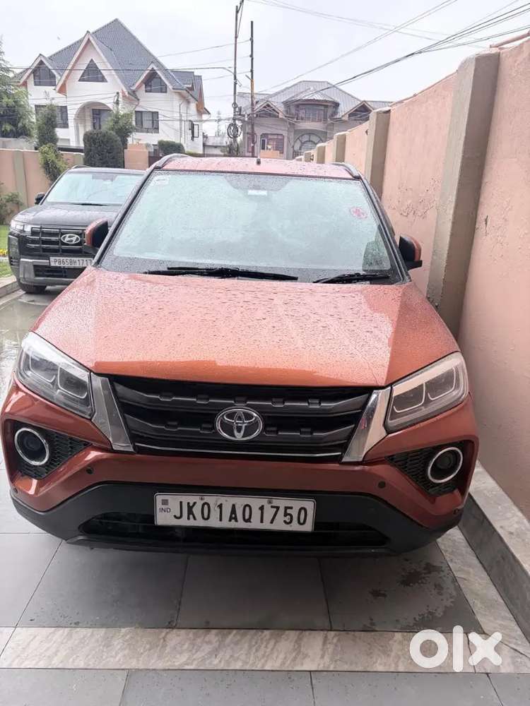 Toyota Urban Cruiser *automatic* 2021 Petrol Well Maintained