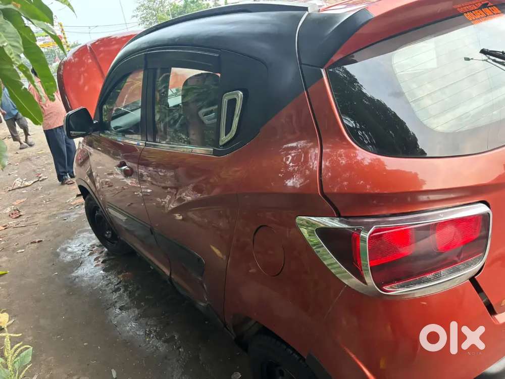 Mahindra Kuv 100 2016 Diesel Well Maintained