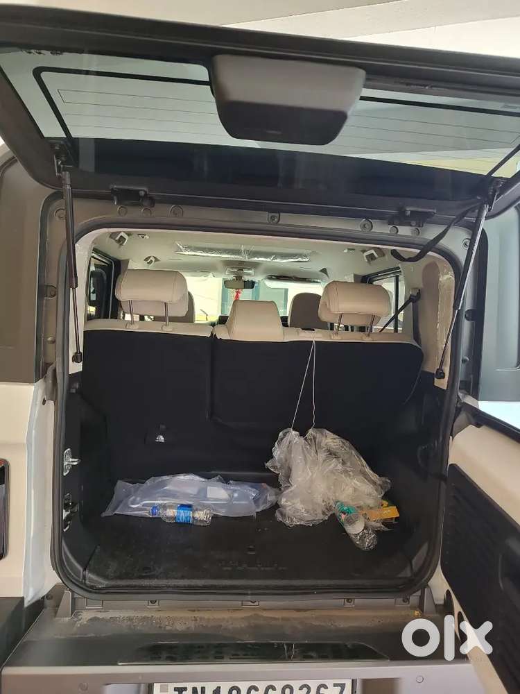 2026 Mahindra Thar Roxx Mx5 Diesel Manual 2wd 5700km White