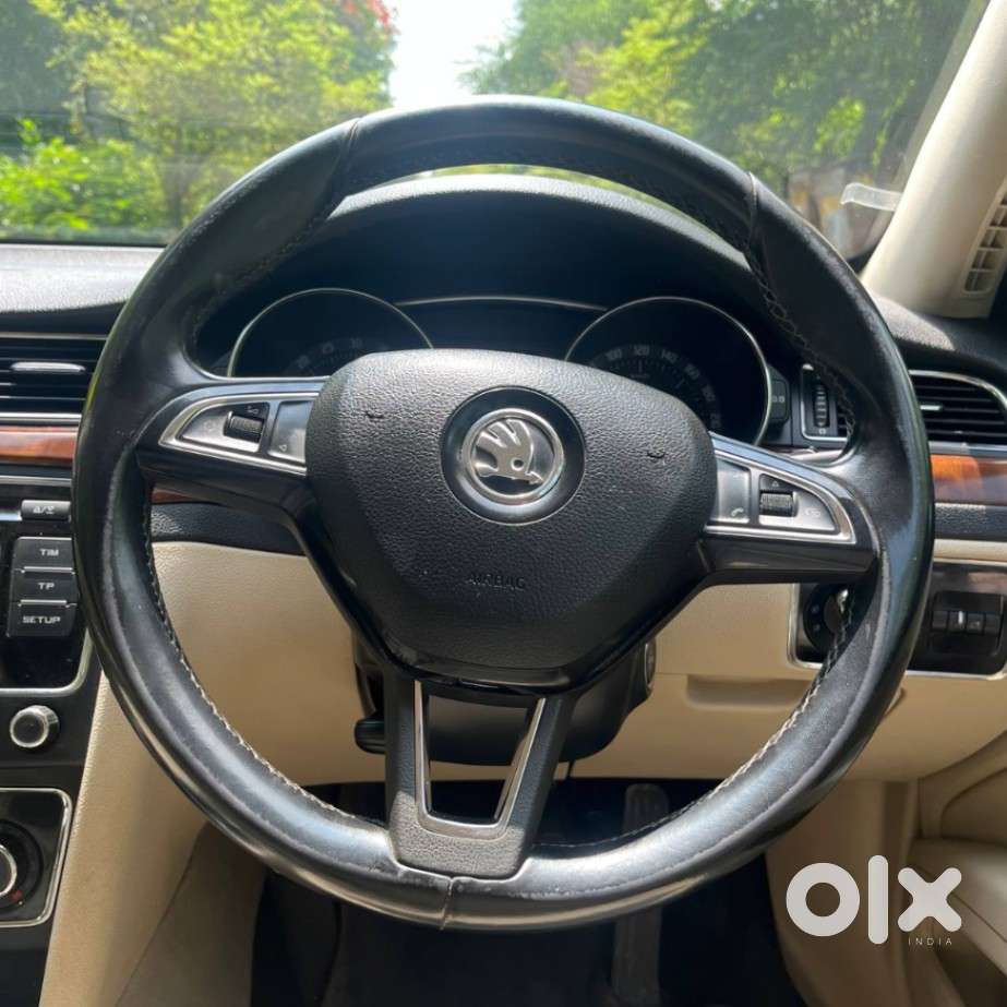 Skoda Superb Elegance 2.0 Tdi Cr At, 2015, Diesel