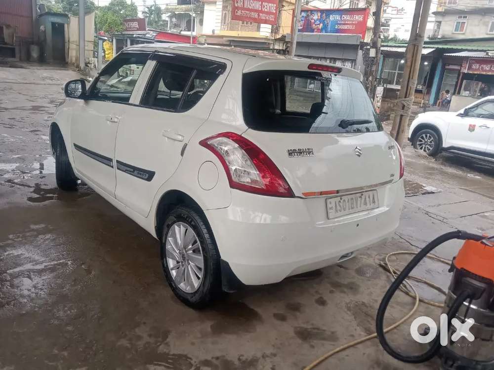 Maruti Suzuki Swift Zxi 2015