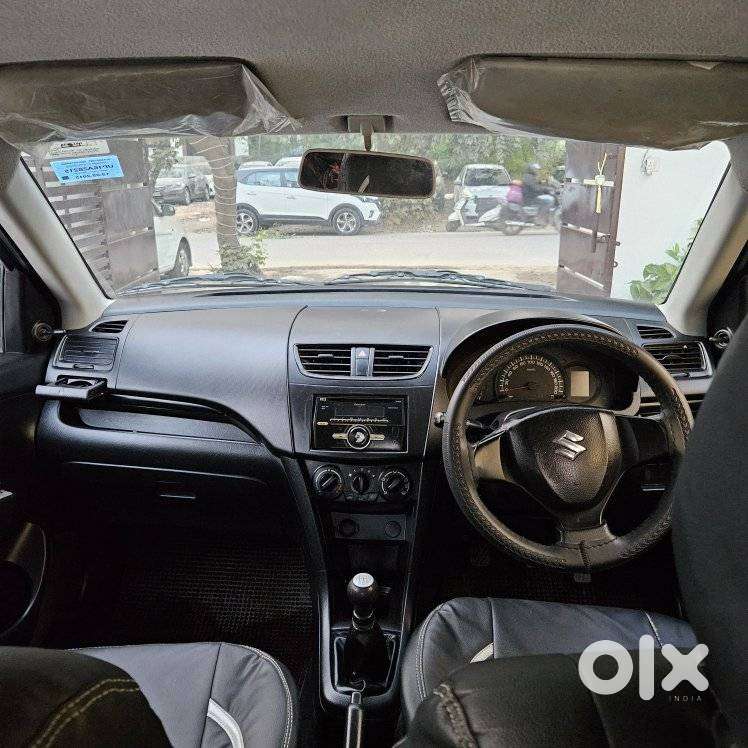 Maruti Suzuki Swift Lxi Optional-o, 2015, Petrol