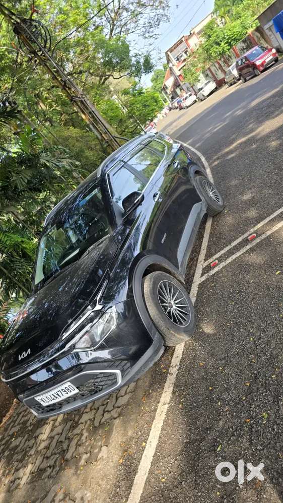 Kia Carens 2024 Petrol