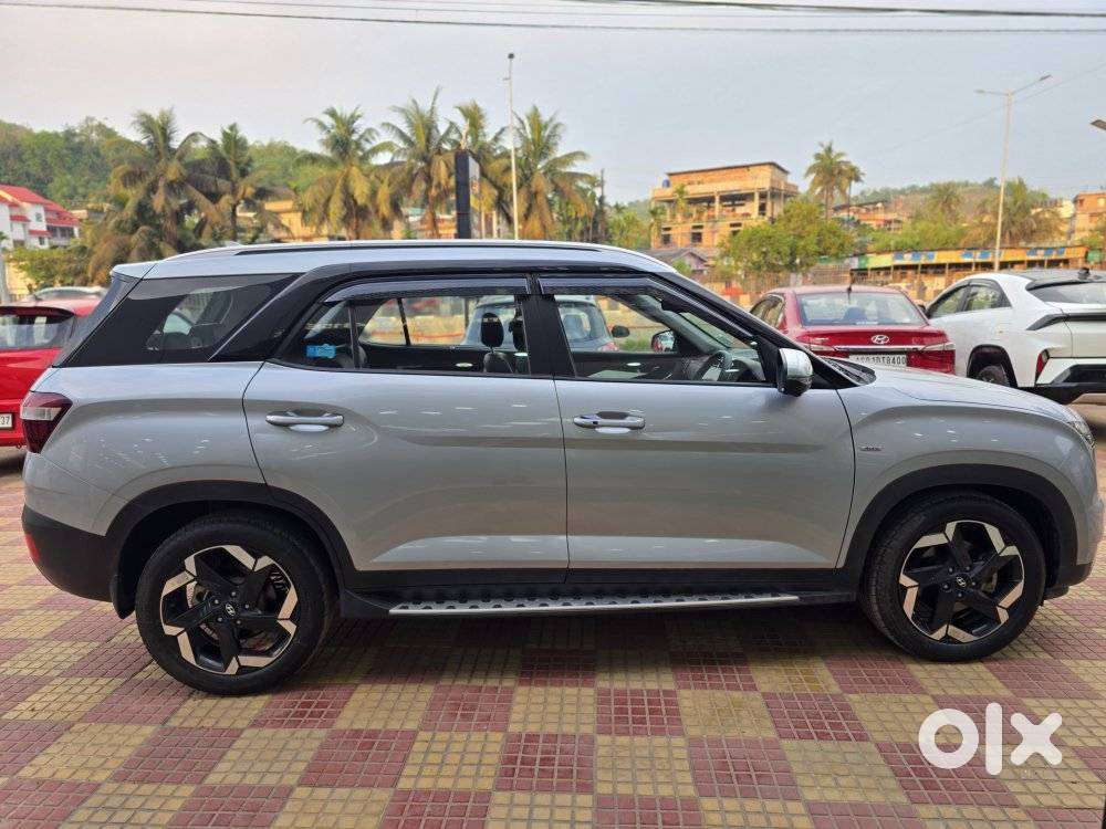 Hyundai Alcazar 2.0 Signature (o) Petrol At 6 Str, 2021, Petrol