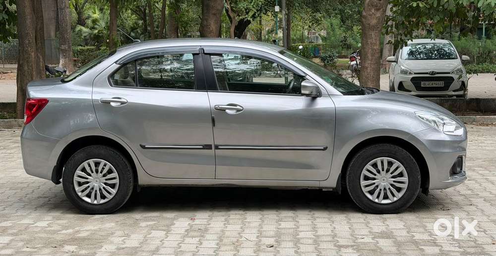 Maruti Suzuki Swift Dzire 1.2 Vxi, 2022, Petrol