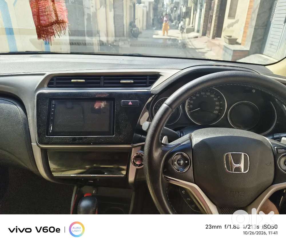 Honda City V At 2017 Sunroof New Tyre