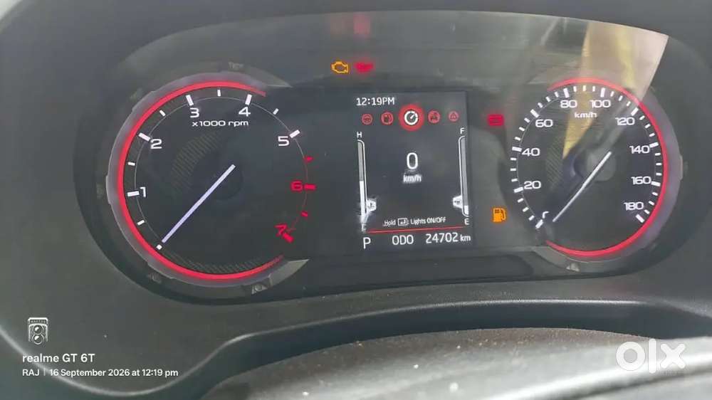 Mahindra Thar.e Petrol 2021
