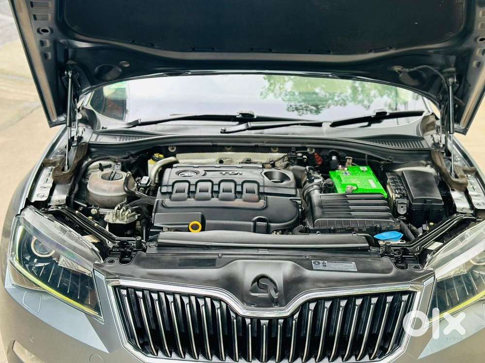 Skoda Superb 2016 Diesel 65000 Km Driven