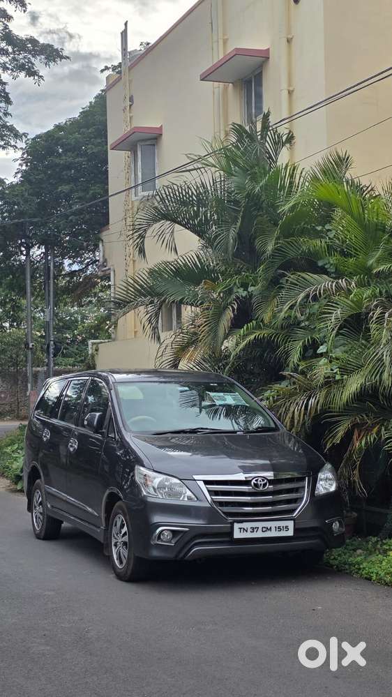 Toyota Innova 2.5 V 8 Str, 2015, Diesel