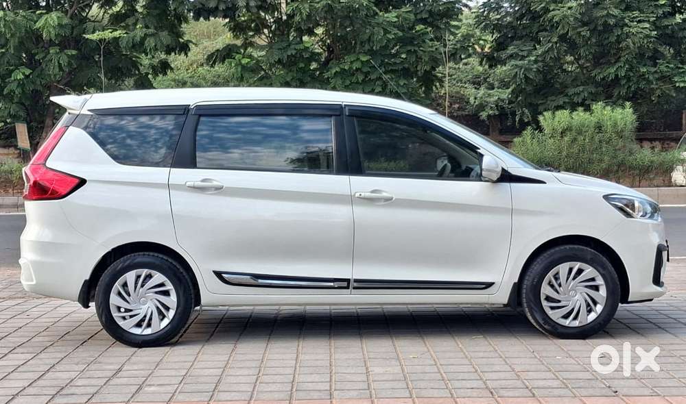 Maruti Suzuki Ertiga 2022-2023 Vxi Cng, 2023, Cng & Hybrids