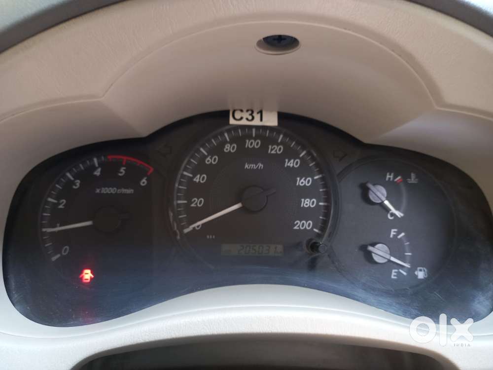 Toyota Innova 2.5 G (diesel) 8 Seater, 2015, Diesel