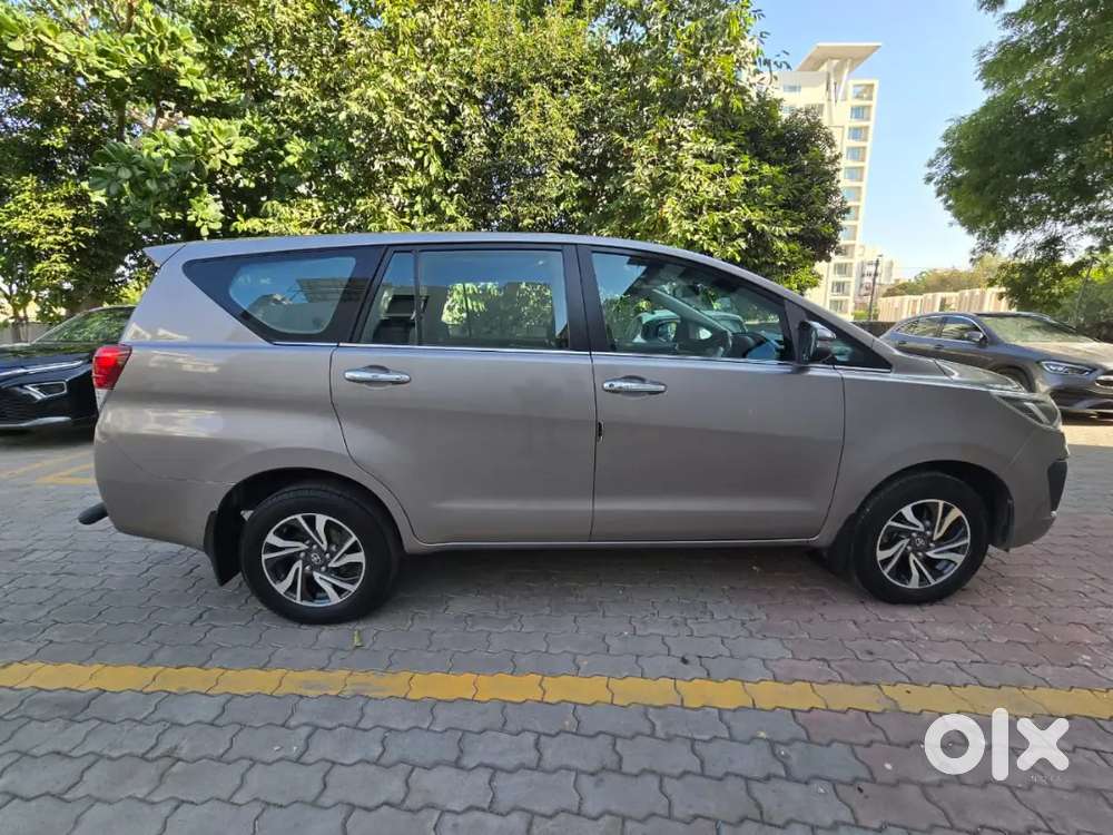 Toyota Innova Crysta 2021 Diesel 65000 Km Driven