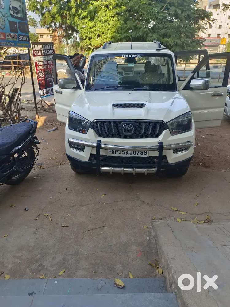 Mahindra Scorpio 2017 Diesel 195000 Km Driven