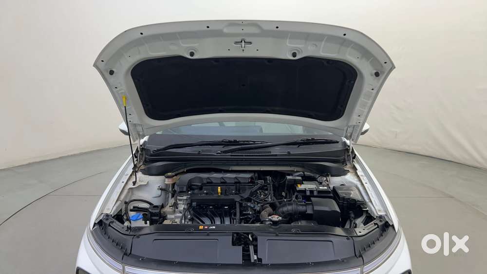 Hyundai Verna 1.5 Sx (o) Petrol Mt, 2024, Petrol