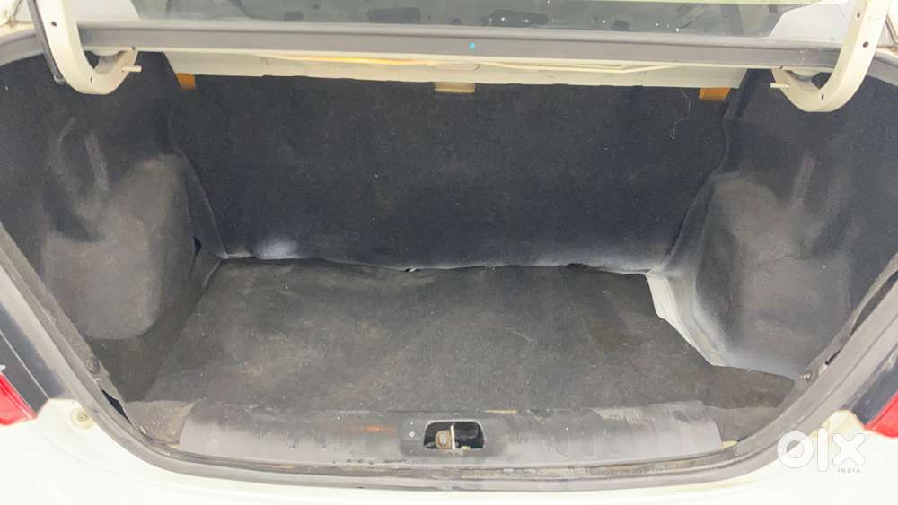 Maruti Suzuki Swift Dzire Vxi 1.2, 2014, Petrol