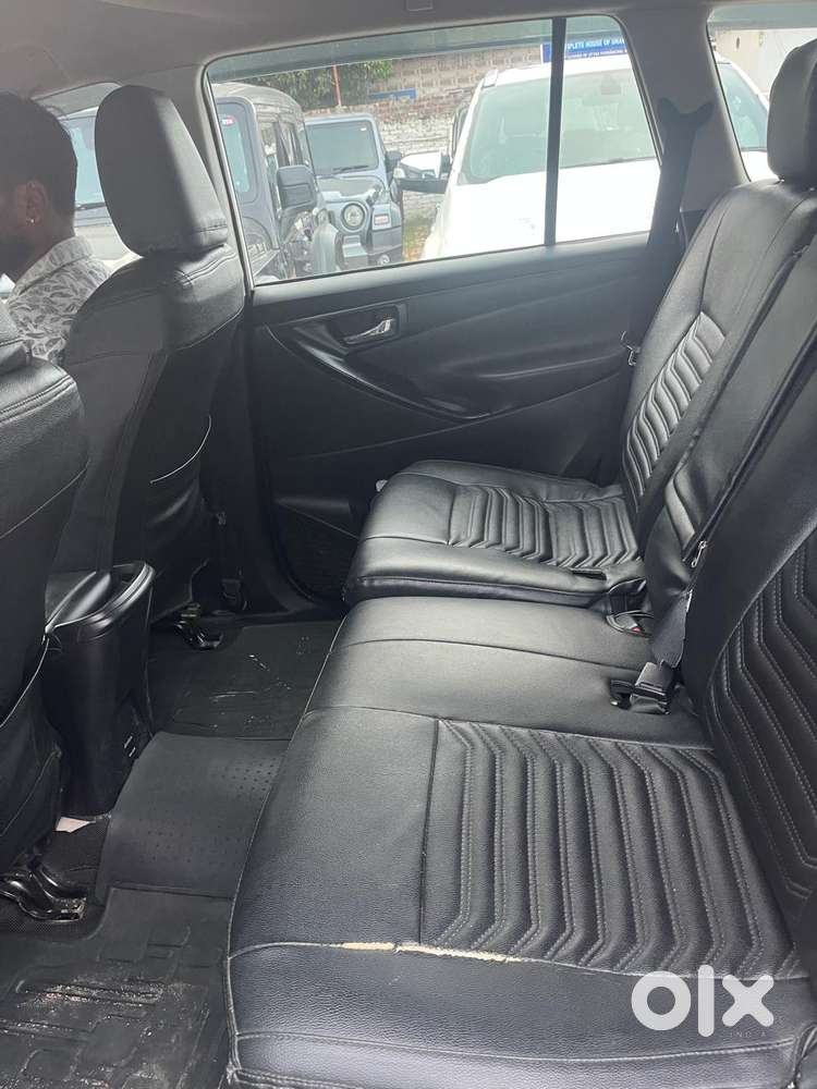 Toyota Innova Crysta 2.4 G Mt, 2022, Diesel