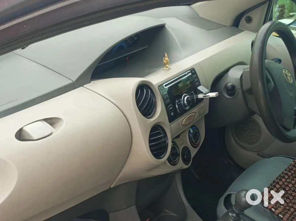 Toyota Etios Liva 2015