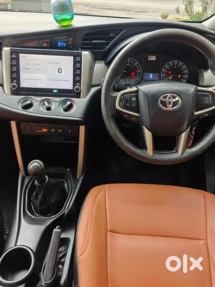 Toyota Innova Crysta 2.4 G Plus Mt 8 Str, 2021, Diesel