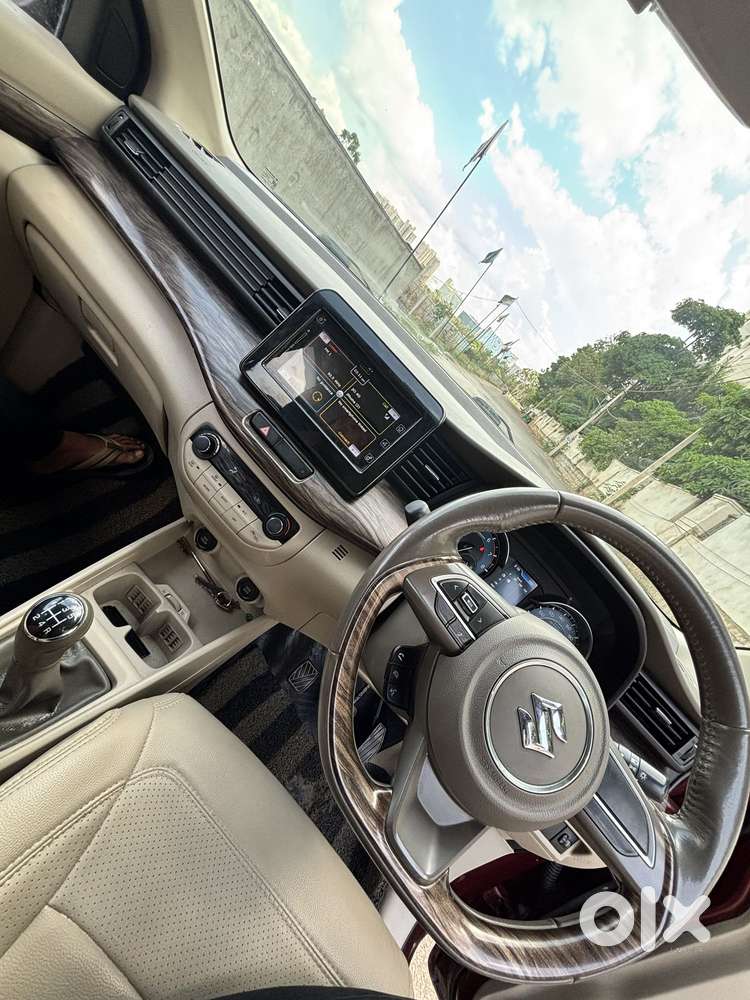 Maruti Suzuki Ertiga 1.5 Zxi Plus Shvs, 2019, Petrol