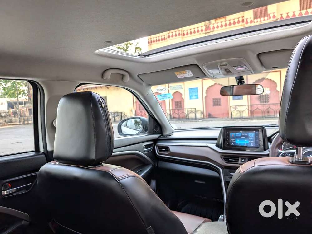 Maruti Suzuki Brezza Zxi S-cng, 2023, Cng & Hybrids