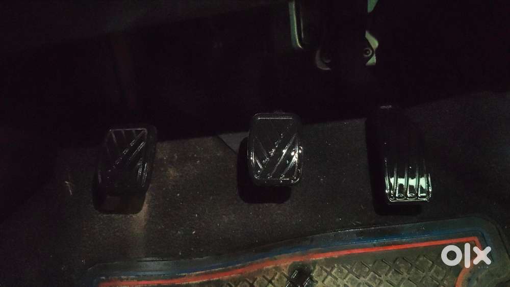 Maruti Suzuki Swift 2011-2014 Vxi, 2013, Petrol