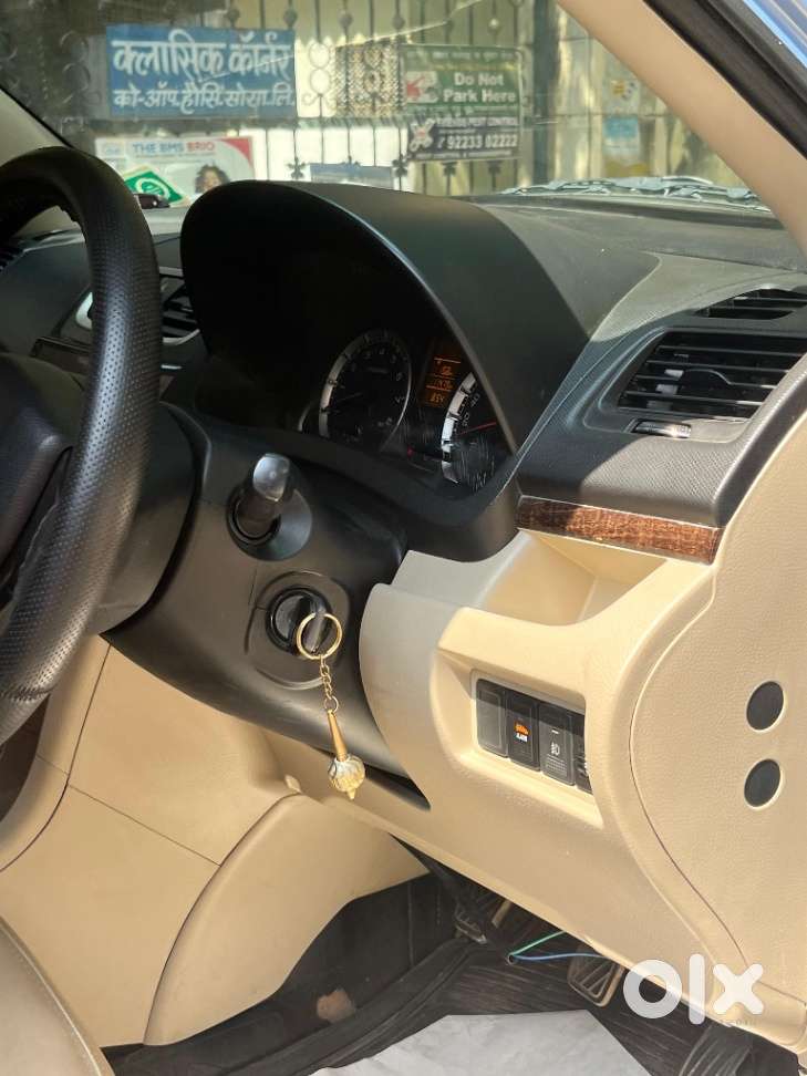 Maruti Suzuki Swift Dzire 1.3 Vxi, 2015, Petrol