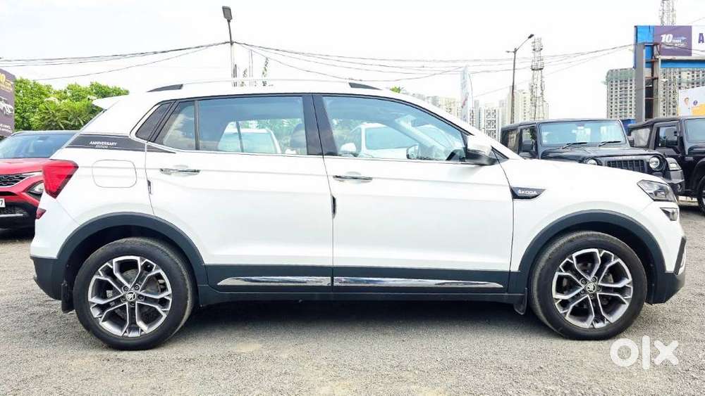 Skoda Kushaq 1.0 Tsi Style, 2023, Petrol