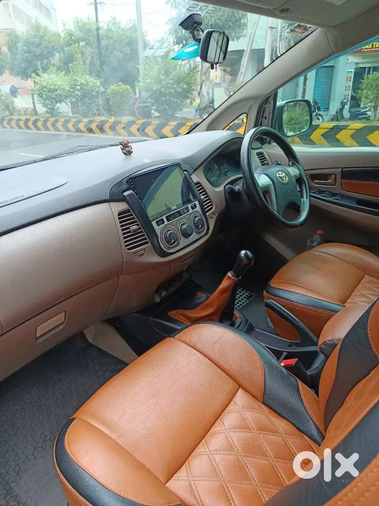 Toyota Innova Diesel 2015 Commercial Vehicle,  Quarterly T