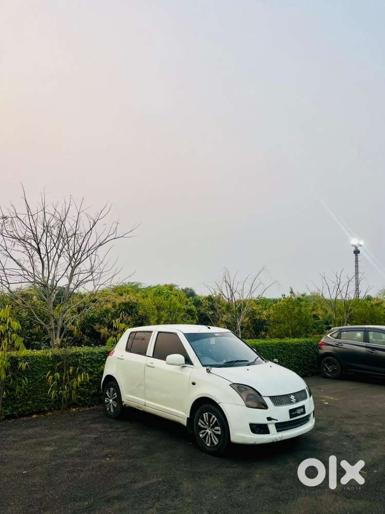 Maruti Suzuki Swift 2010 Petrol Well Maintained